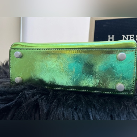 Brandon Blackwood metallic green  cracked leather Arlen bag - Picture 9 of 11